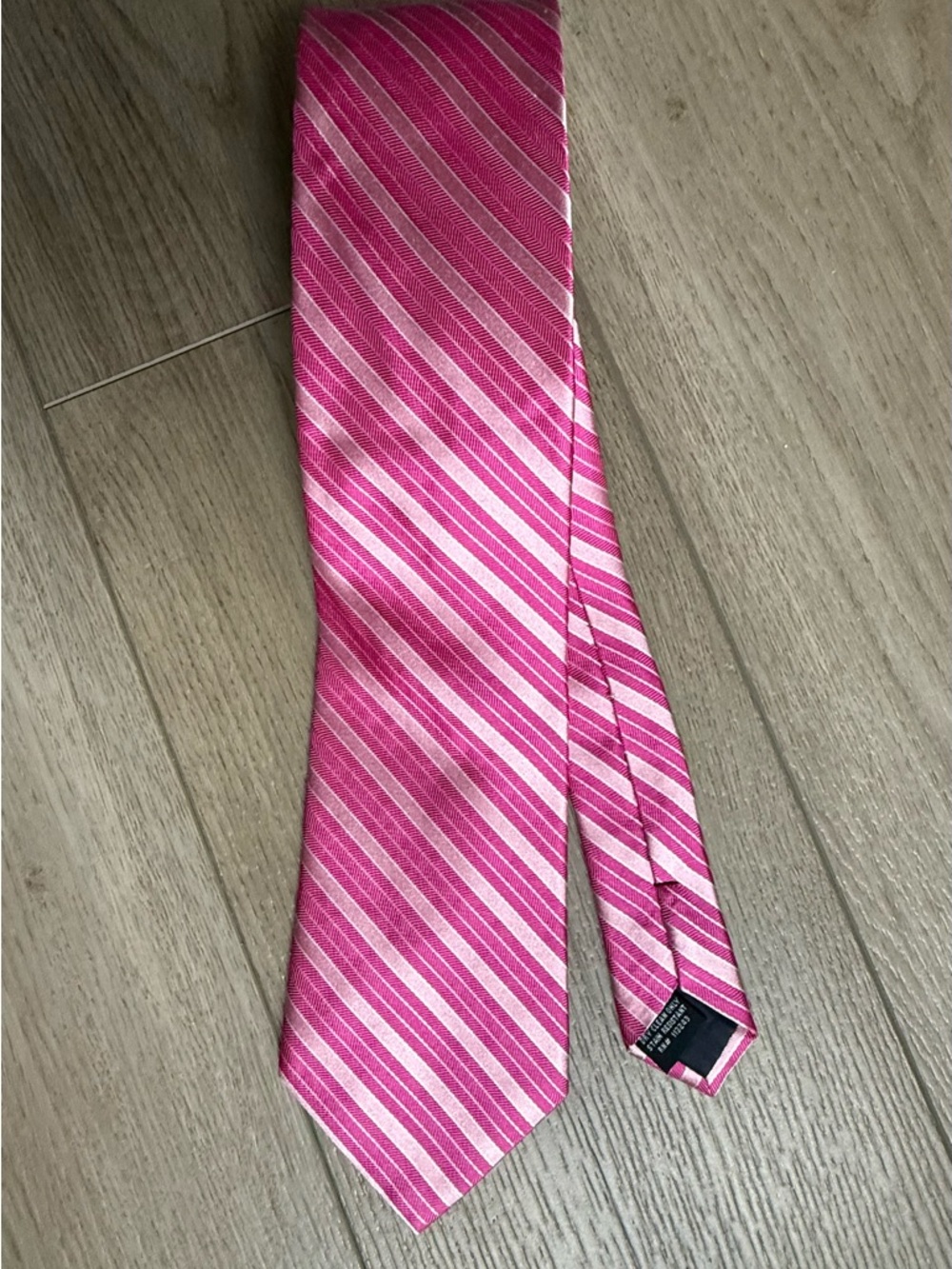 Men's Pink Striped Silk Necktie